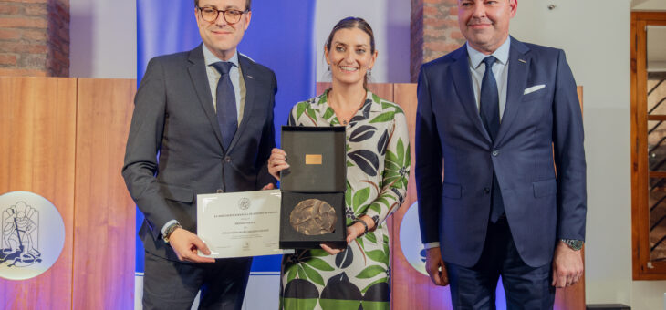 La Fundación Secretariado Gitano recibe en Casa Botines el I premio Presea otorgado por la Asociación Española de Montes de Piedad