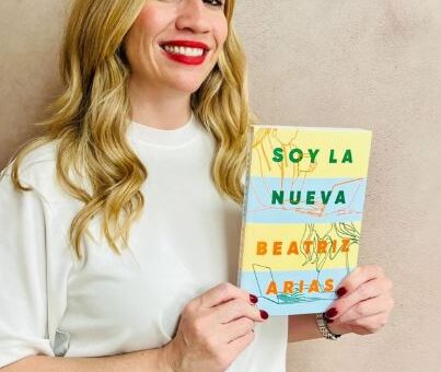 La periodista leonesa Beatriz Arias presenta su libro ‘Soy la nueva’ en Casa Botines